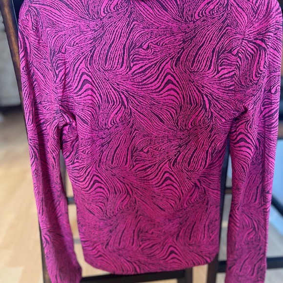 Zara Geometric Jacquard Shirt in Magenta/Black - Size M *New with tags* - Picture 3 of 11
